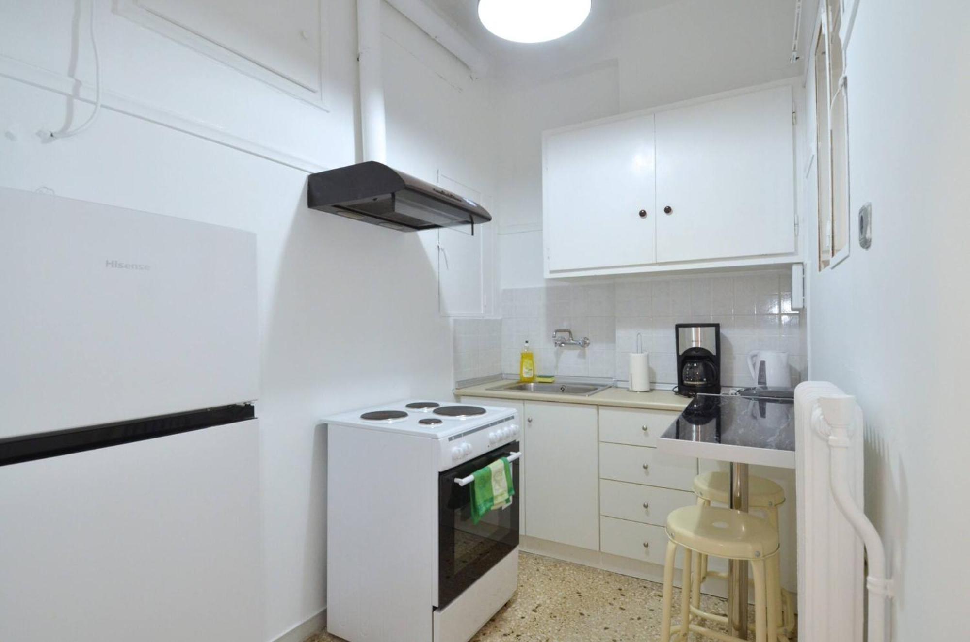 A Cozy Minimal At Koukaki, Dimitrako... Apartment