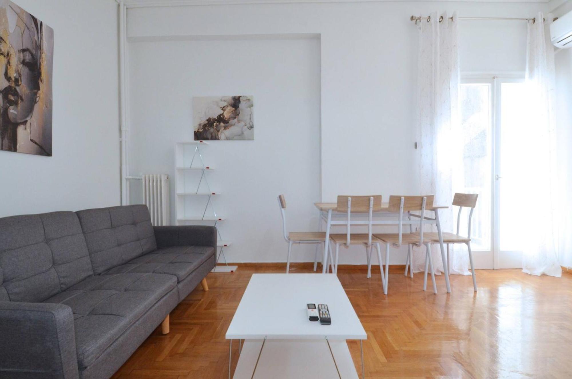 A Cozy Minimal At Koukaki, Dimitrako... * Athens